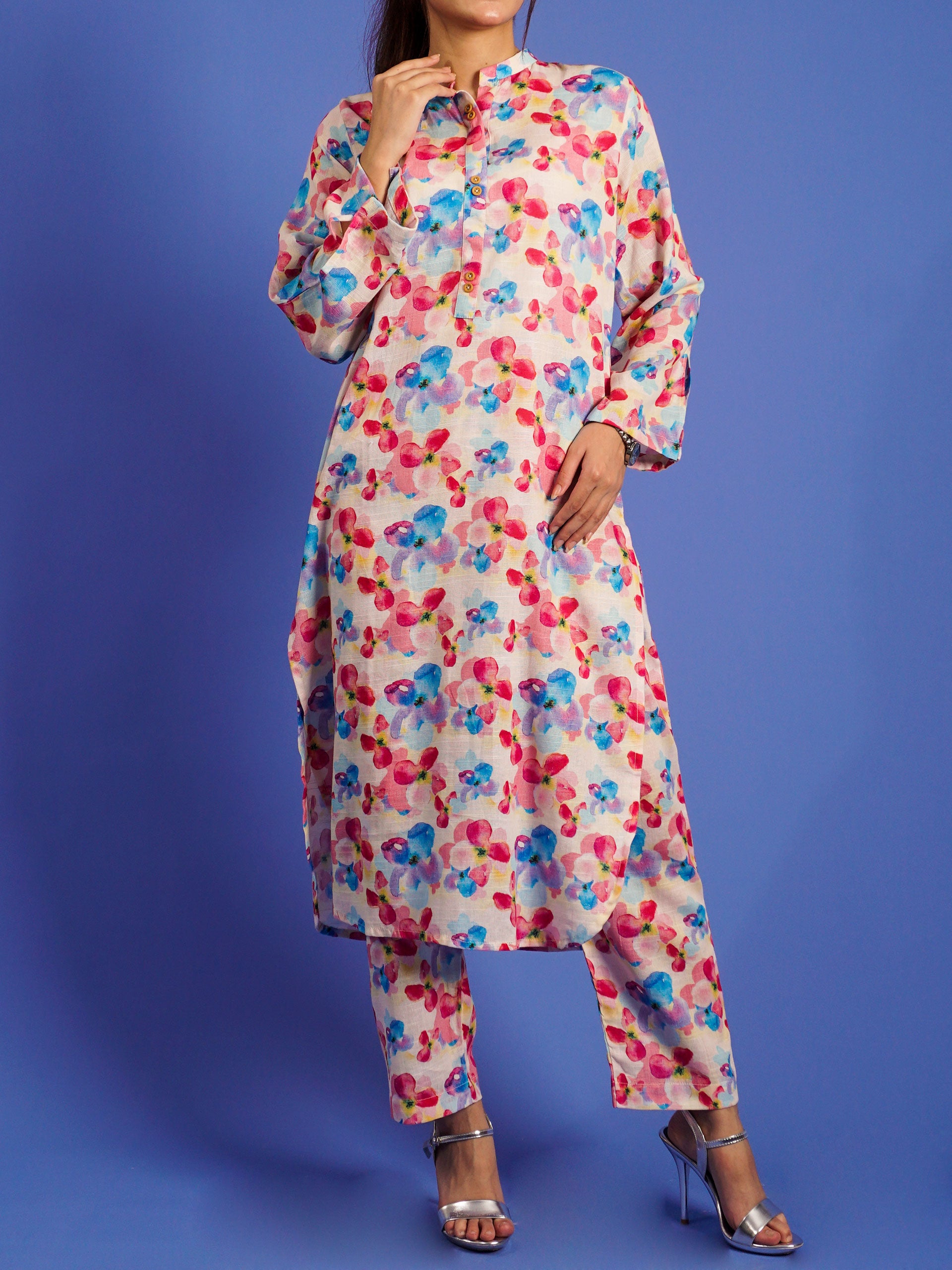 White Khaddar Digital Printed 2 pc - 55033