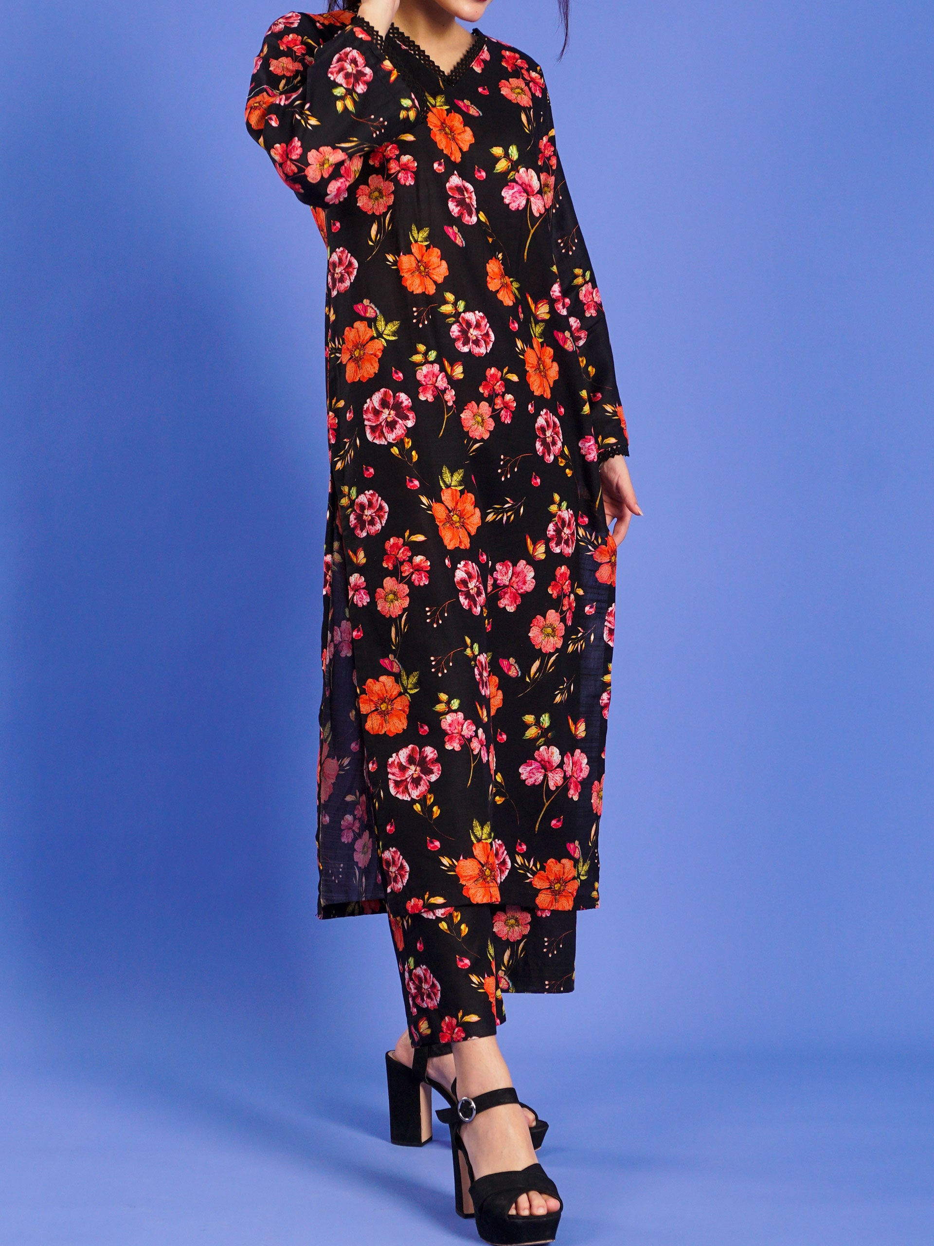 Black Khaddar Digital Printed 2 pc - 55045