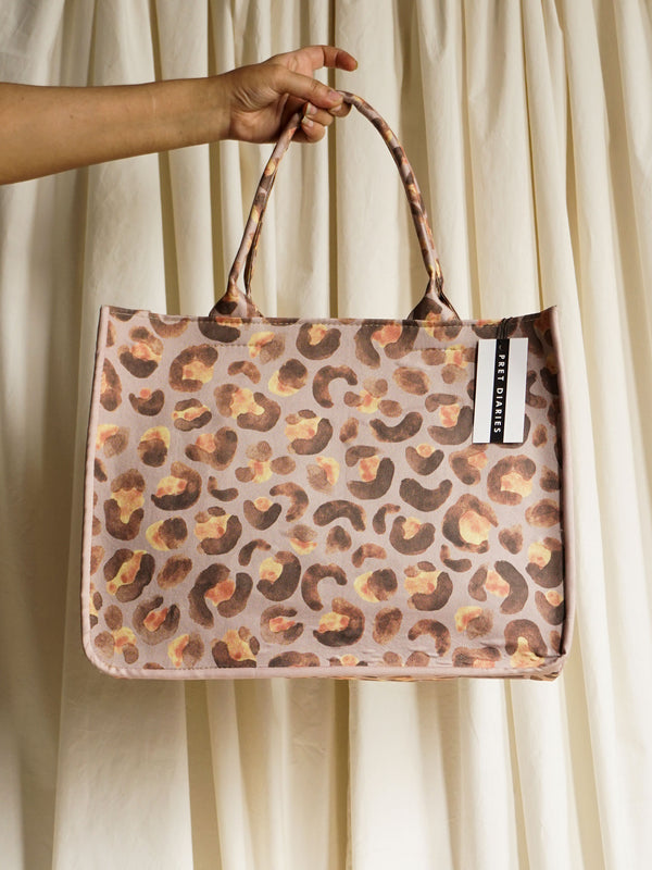 Cheetah Printed Canvas Tote Bag