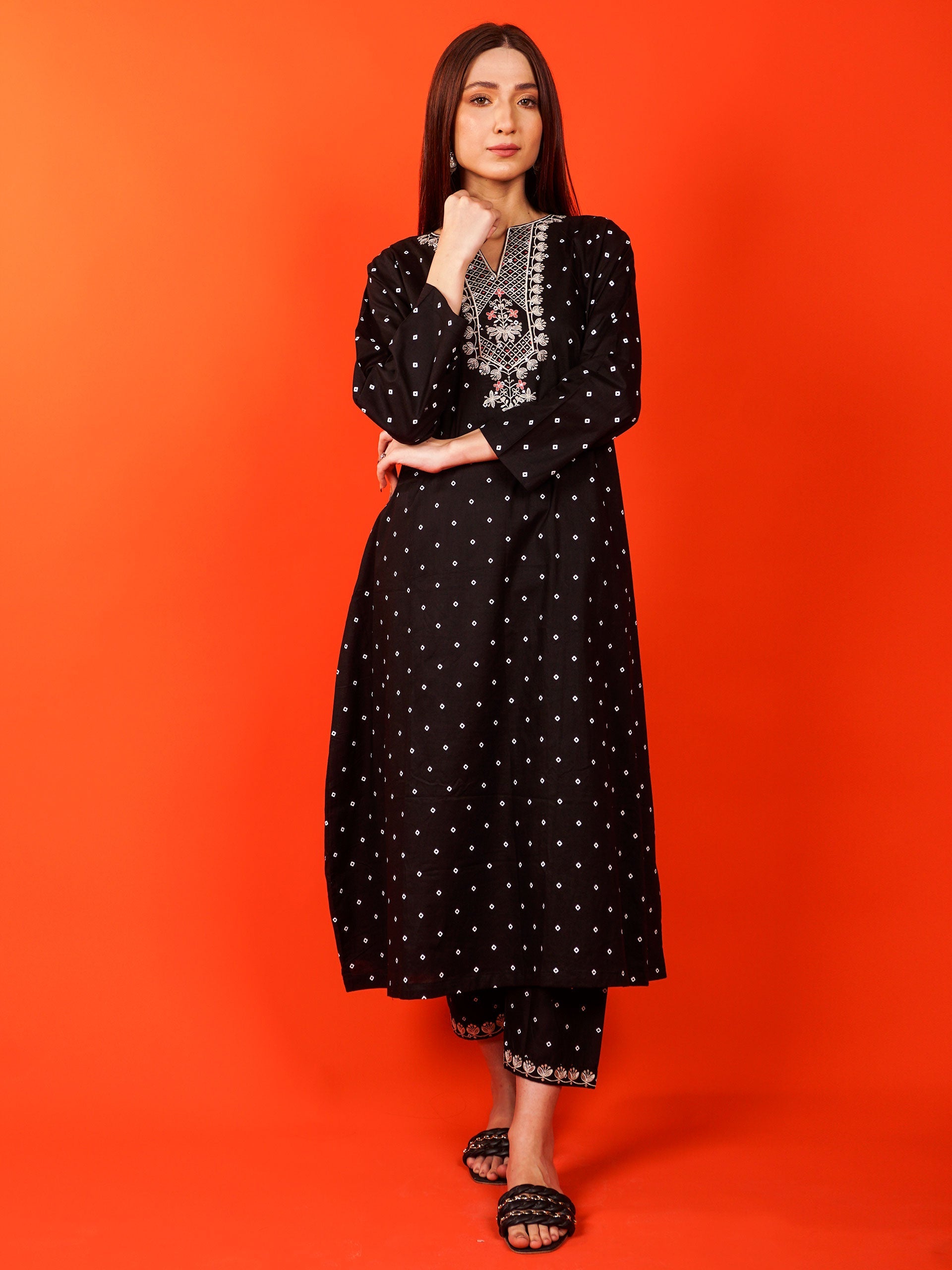 Black Khaddar Printed Embroidered 2 pc - 54923