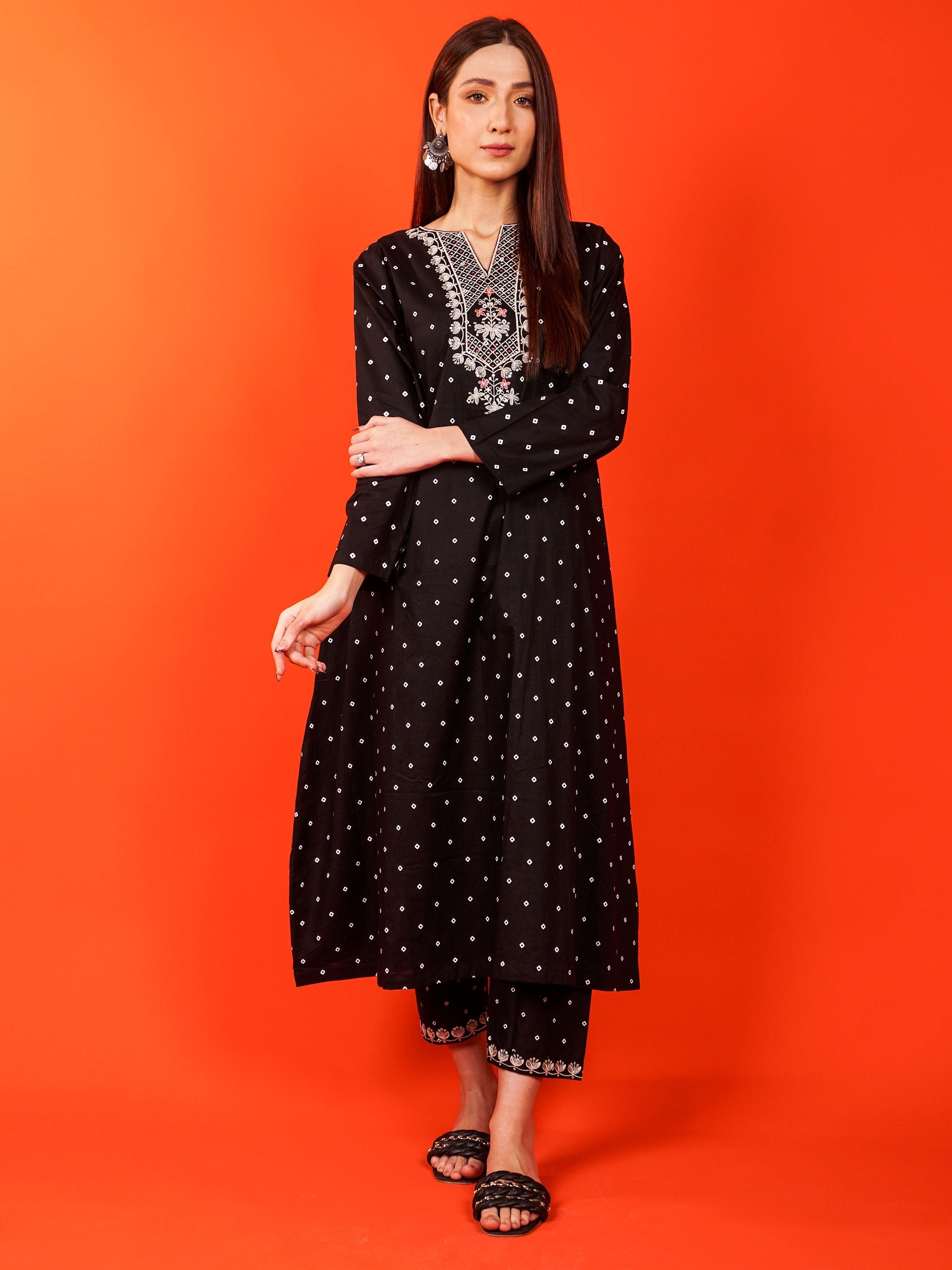 Black Khaddar Printed Embroidered 2 pc - 54923