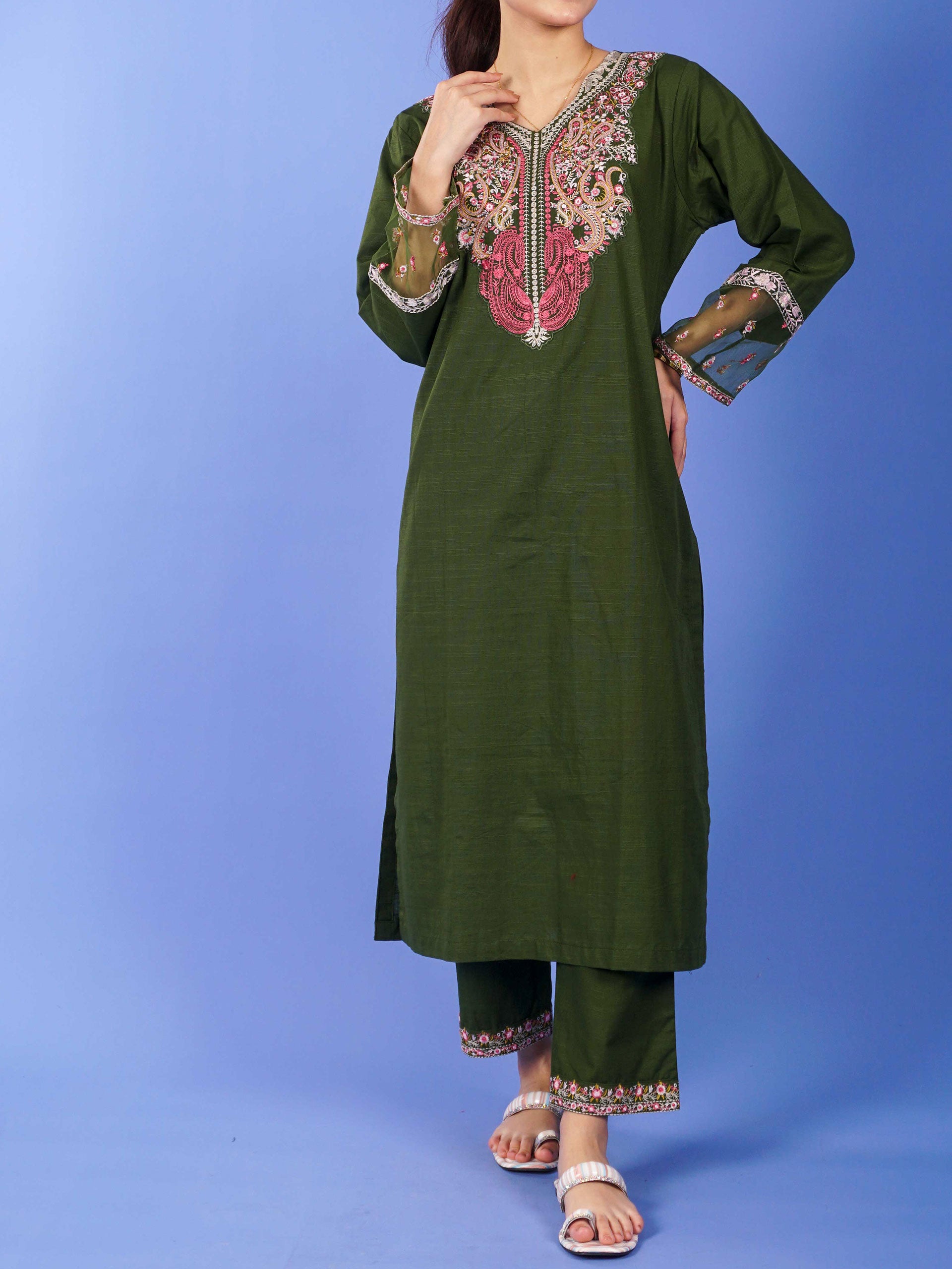 Green Khaddar Embroidered 2 pc - 55052