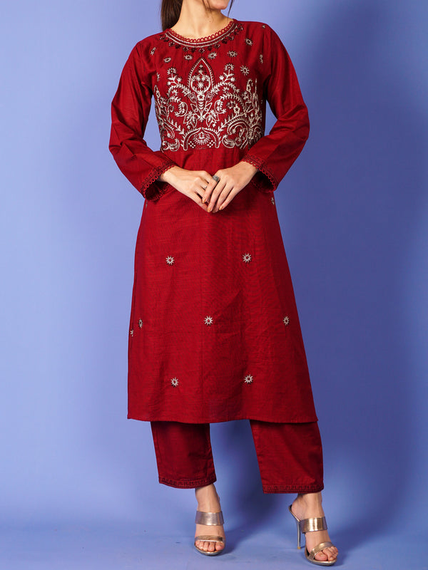 Red Khaddar Embroidered 2 pc - 55018