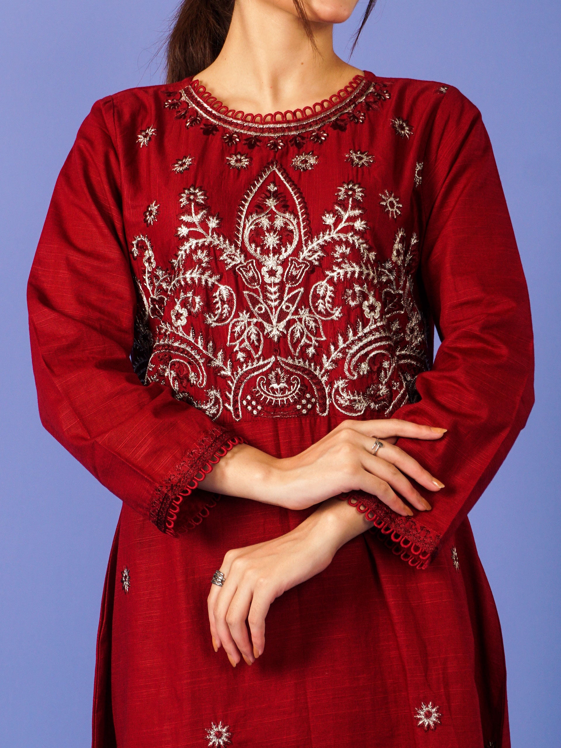 Red Khaddar Embroidered 2 pc - 55018