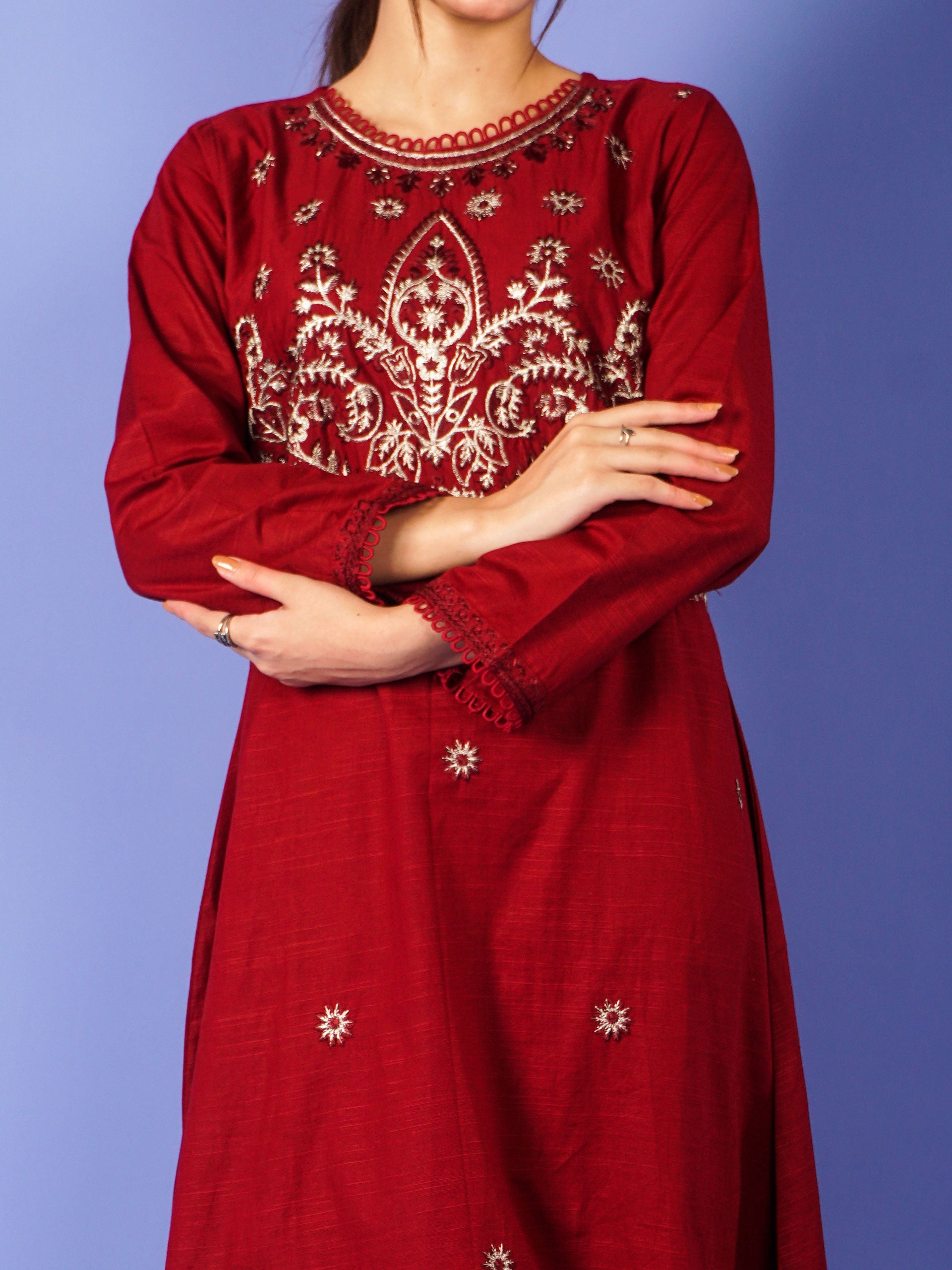 Red Khaddar Embroidered 2 pc - 55018