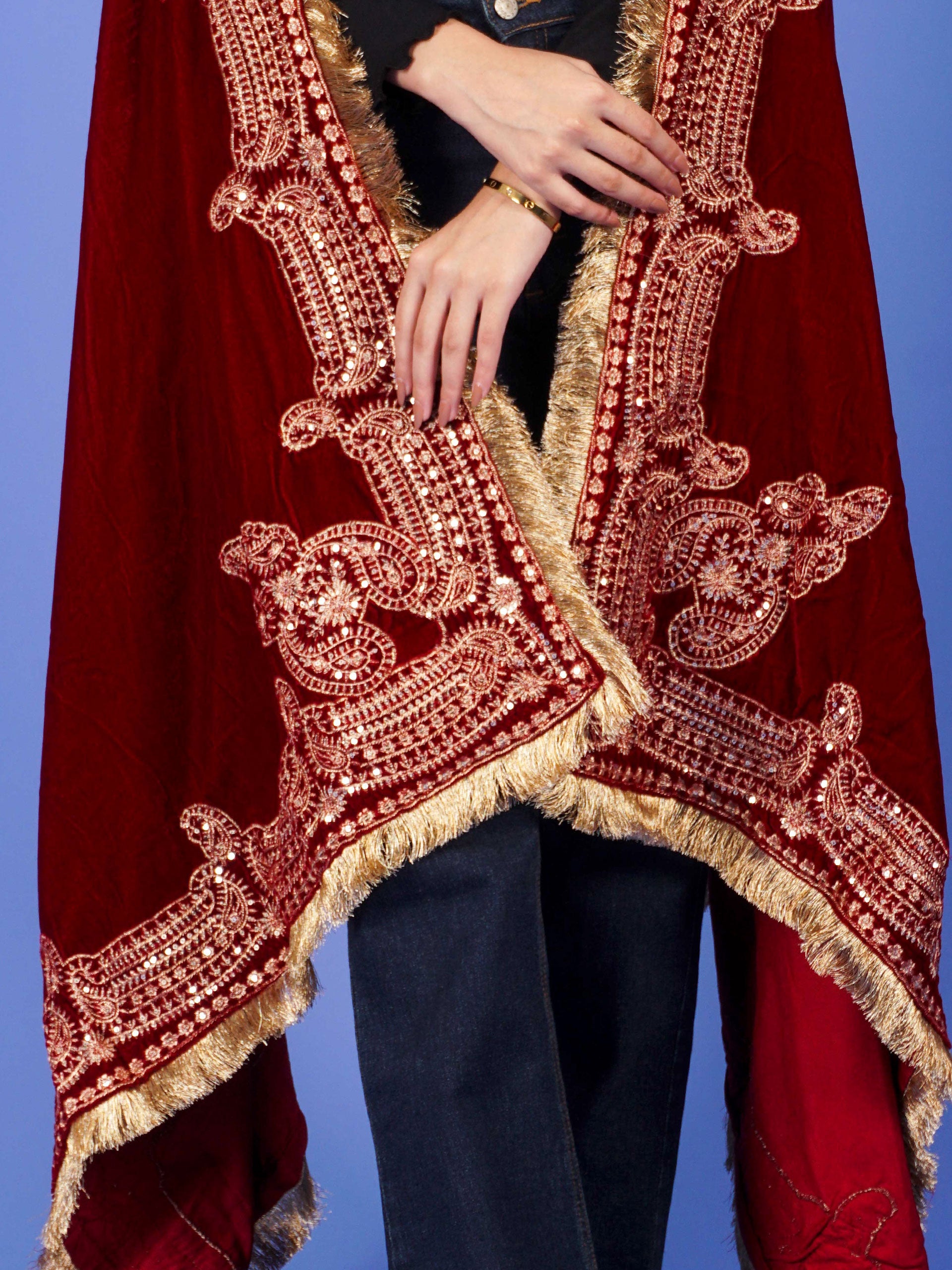 Maroon Dori Embroidered Velvet Shawl - 54645