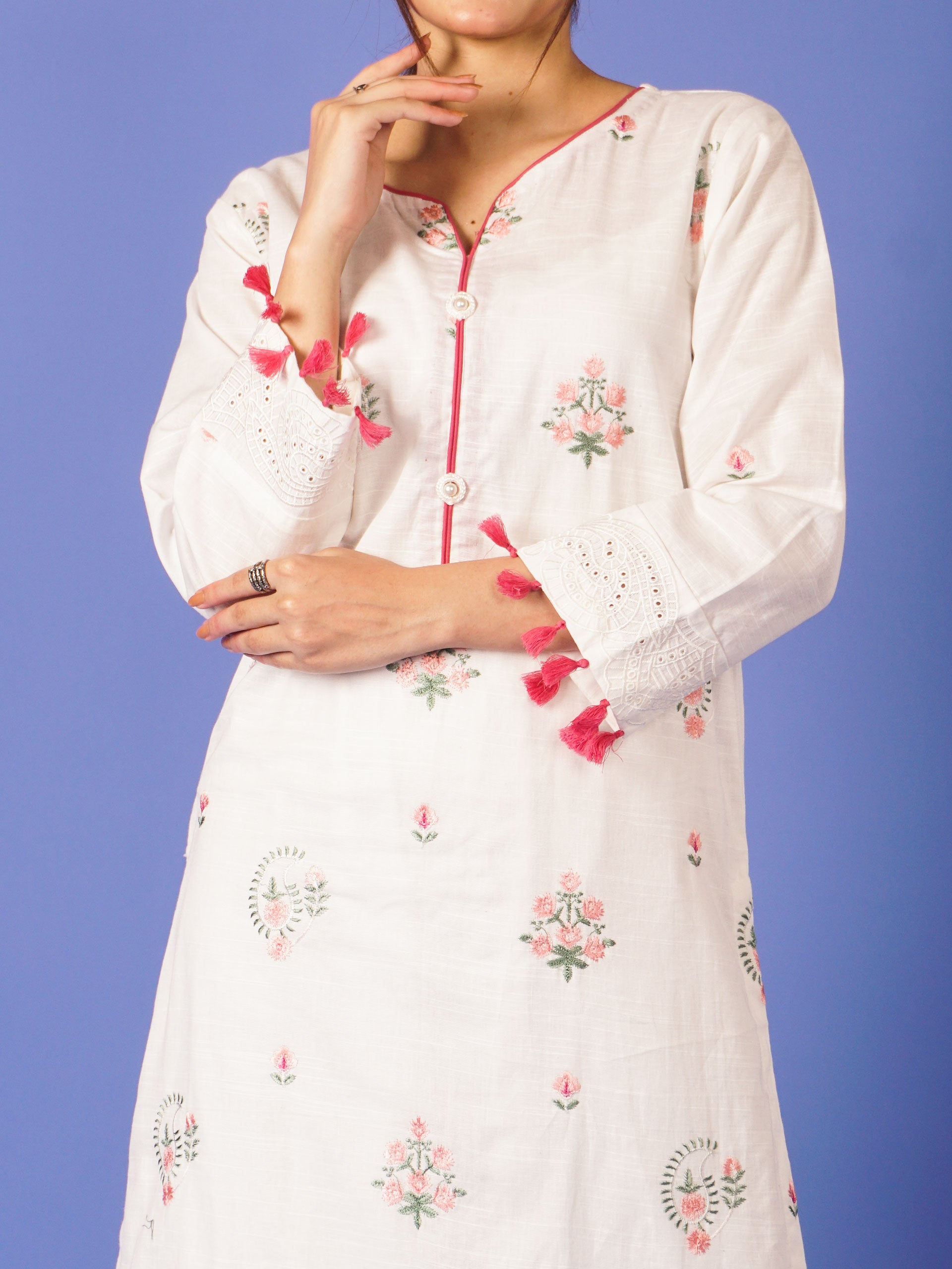 White Khaddar Embroidered 2 pc - 55021
