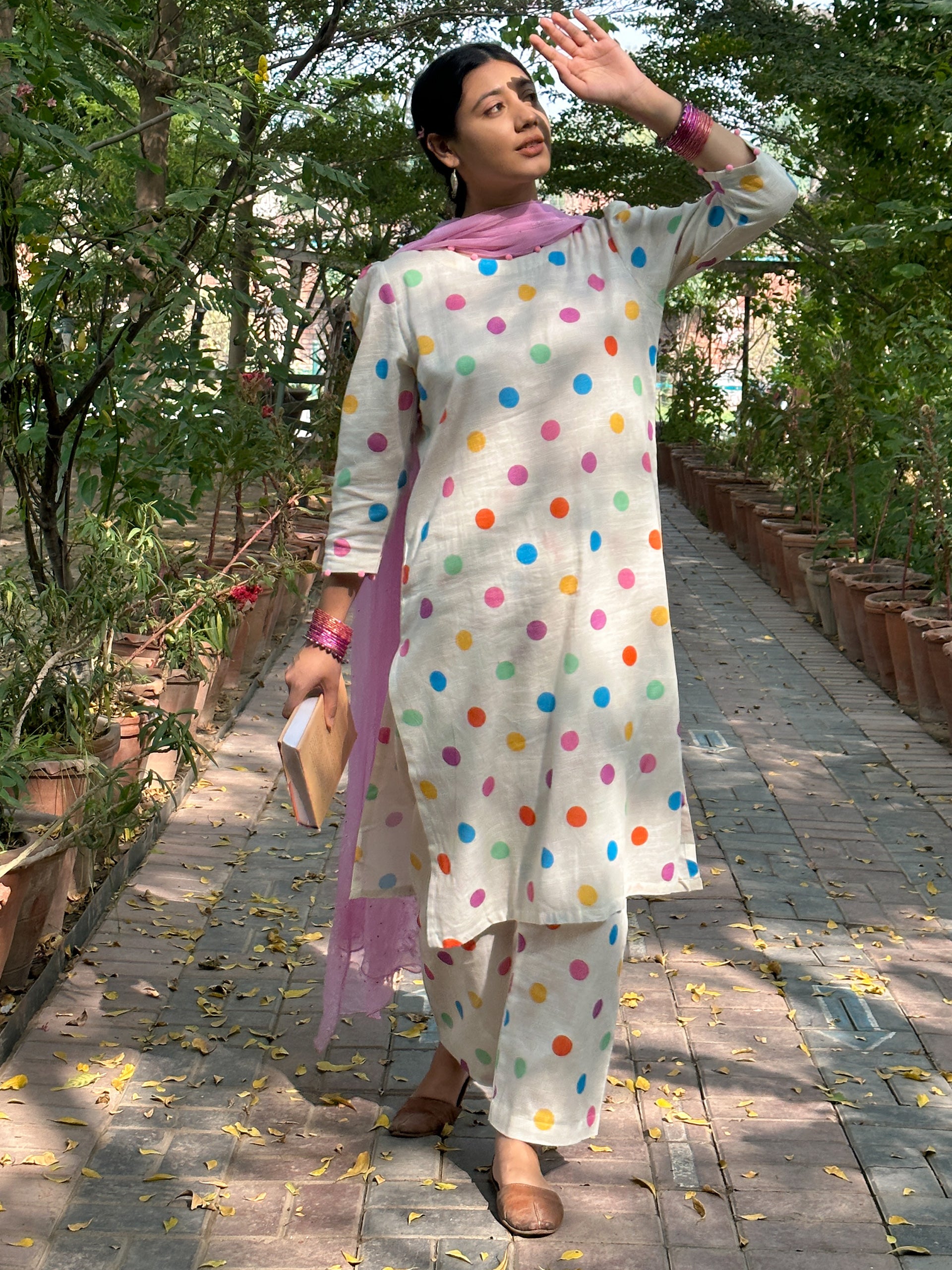 White Khaddar Digital Printed 2 pc - 55023