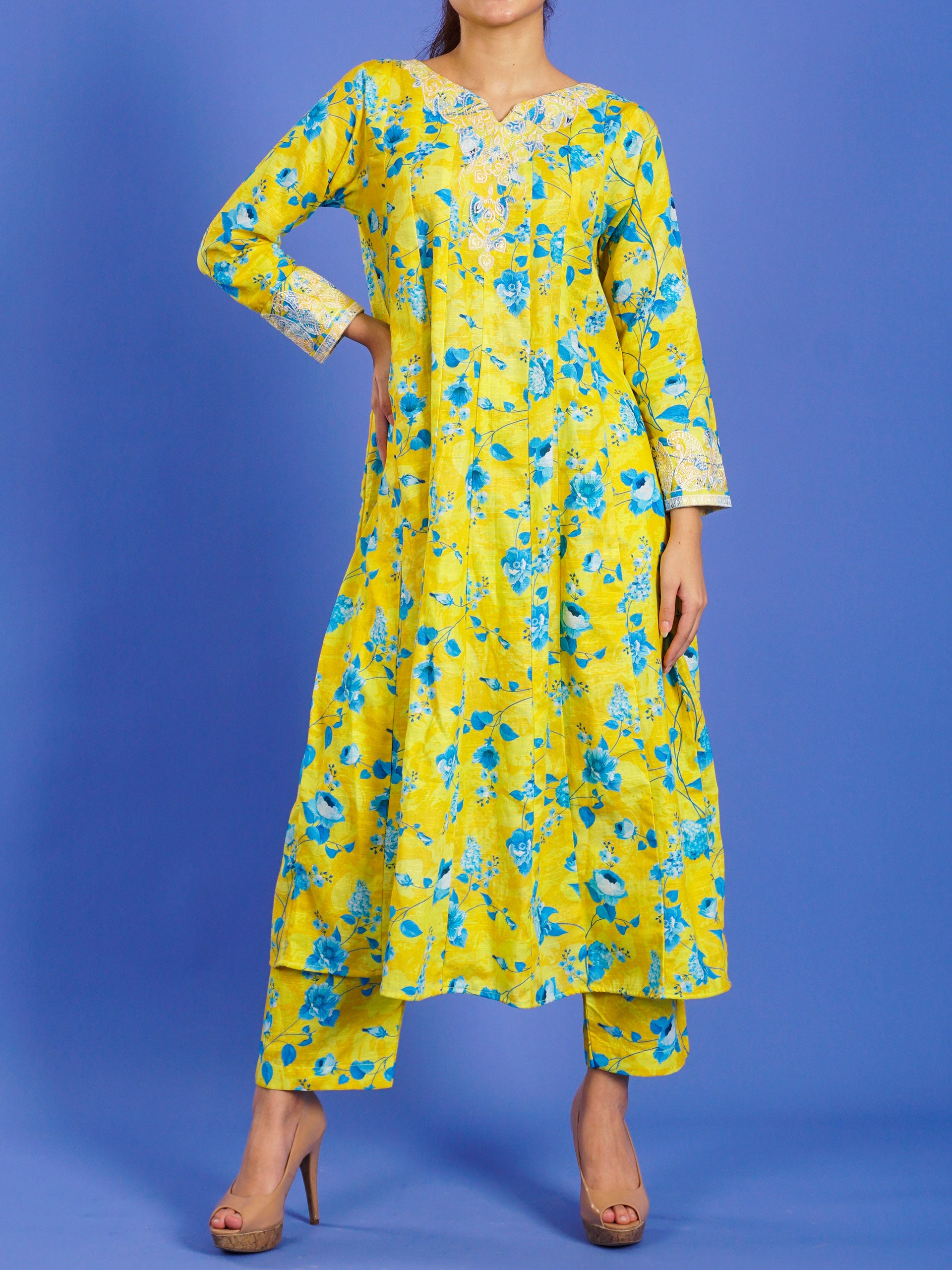 Yellow Khaddar Digital Printed Embroidered 2 pc - 55044