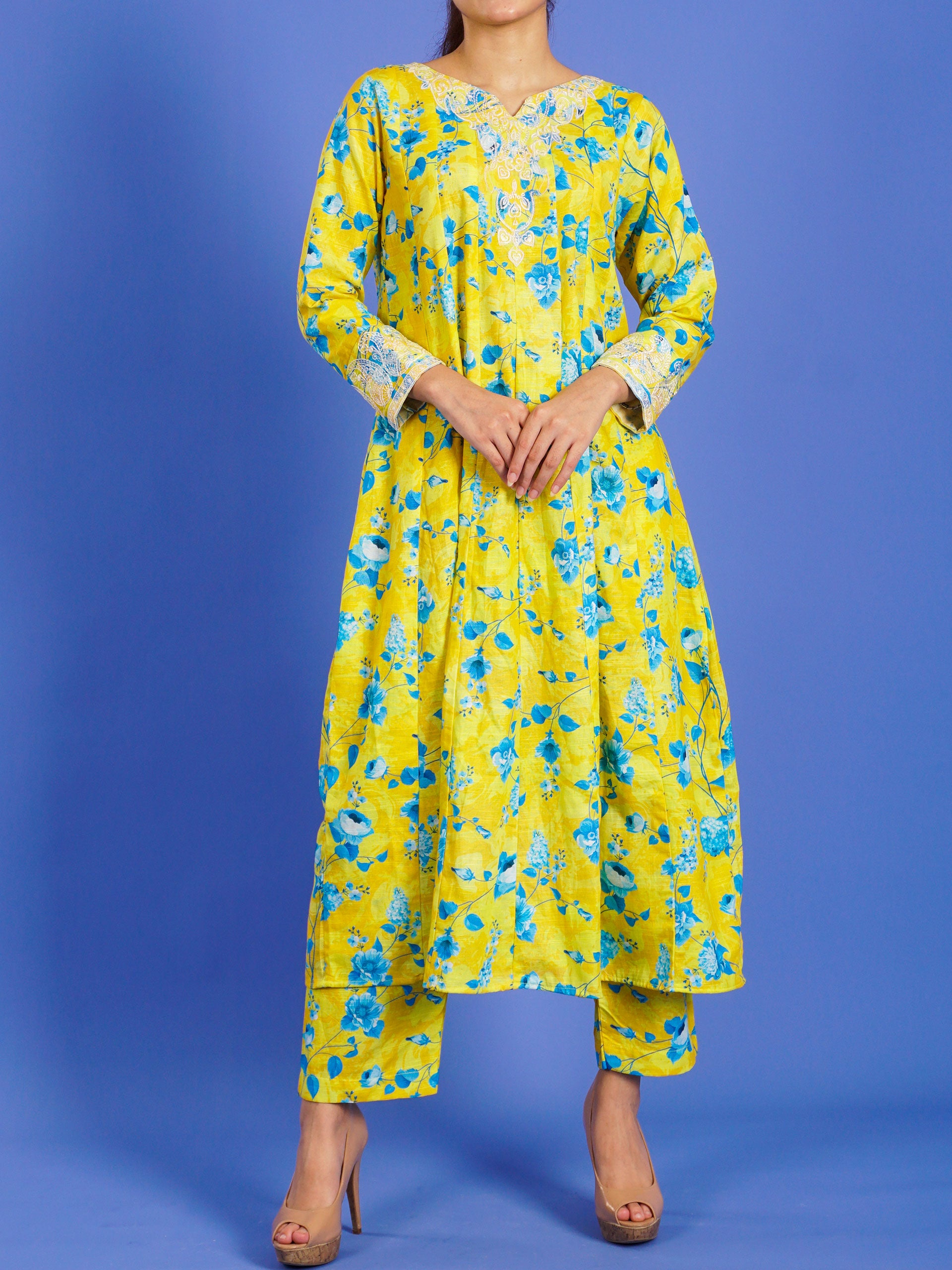 Yellow Khaddar Digital Printed Embroidered 2 pc - 55044