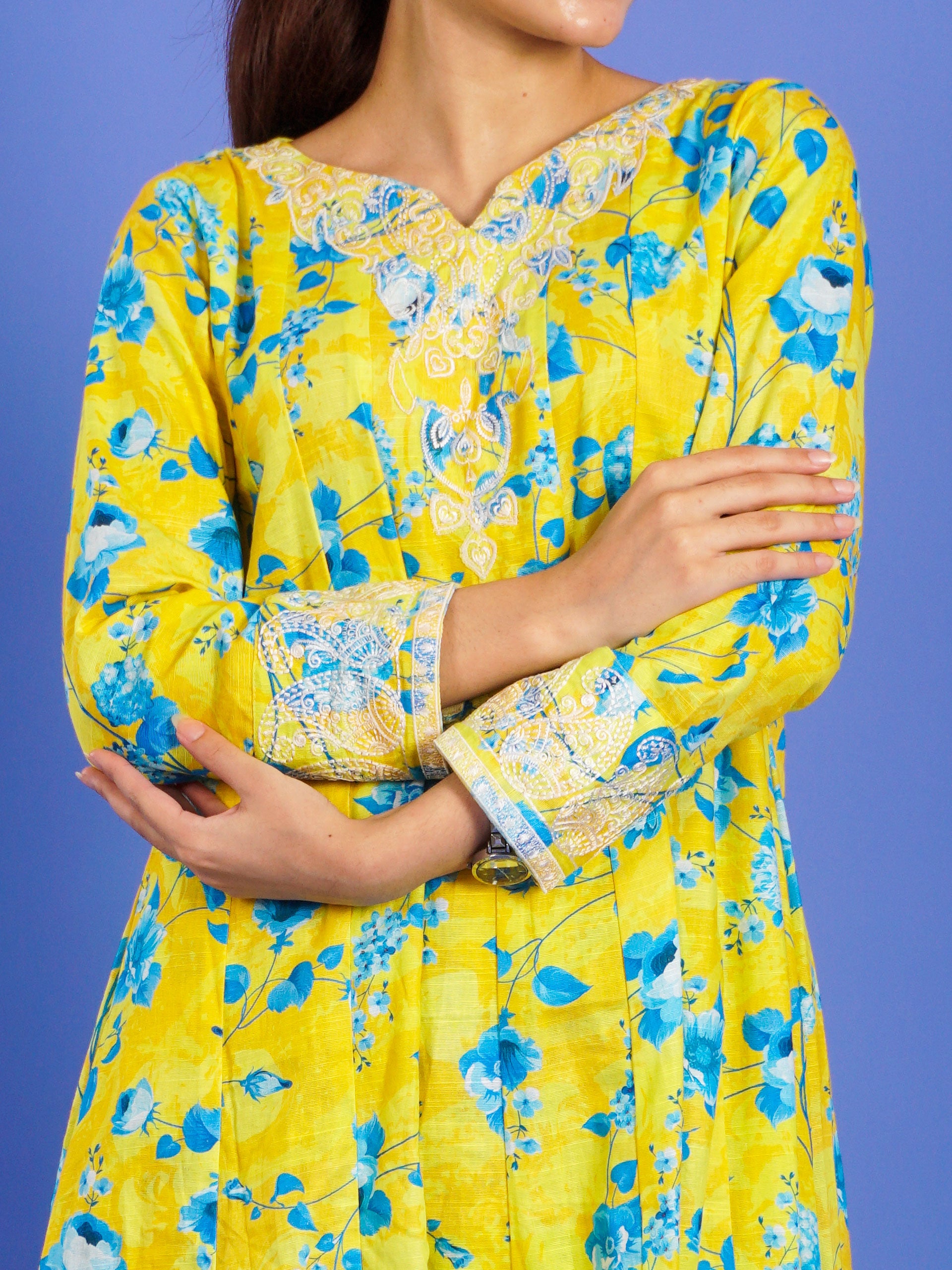 Yellow Khaddar Digital Printed Embroidered 2 pc - 55044