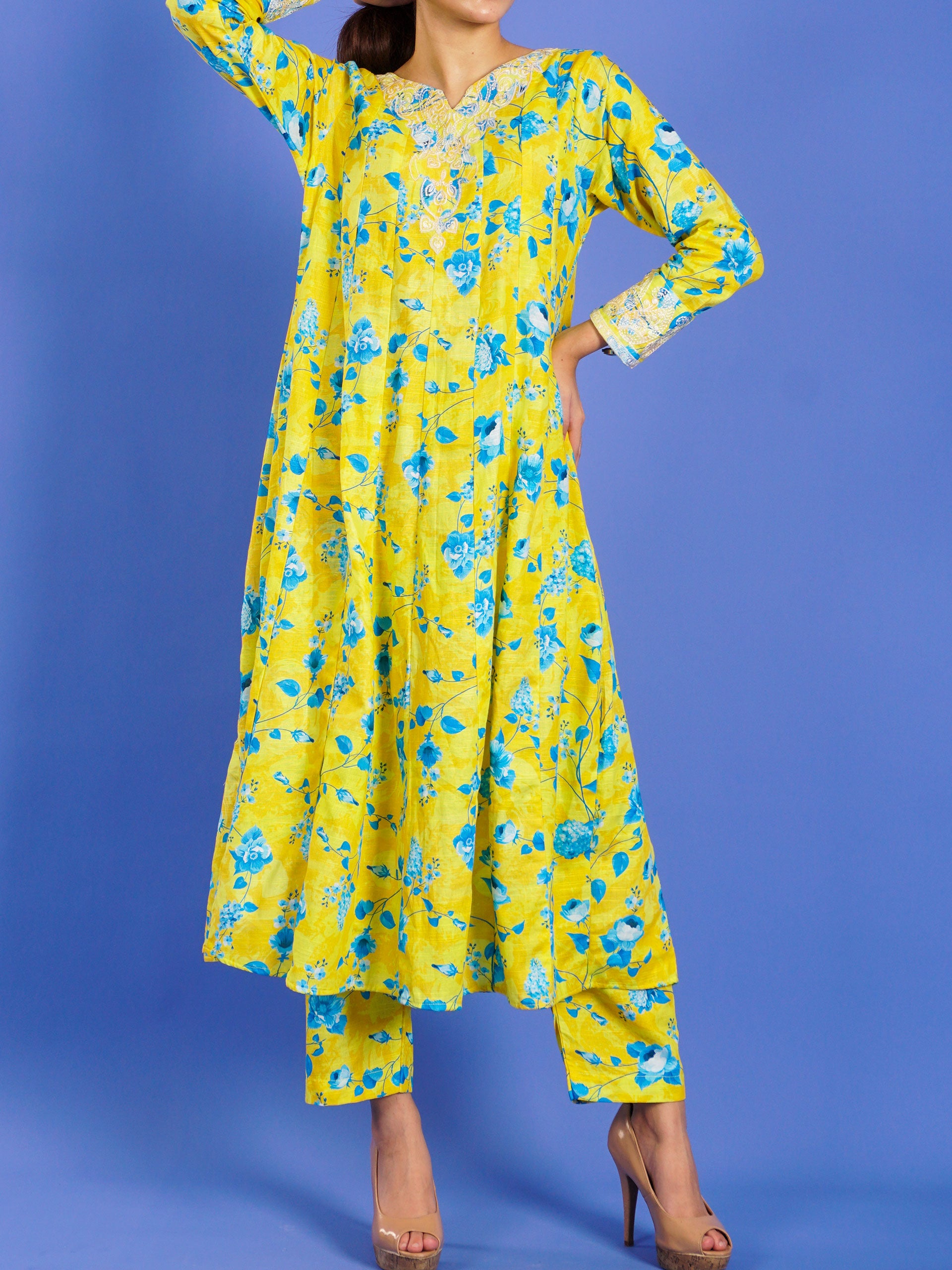 Yellow Khaddar Digital Printed Embroidered 2 pc - 55044