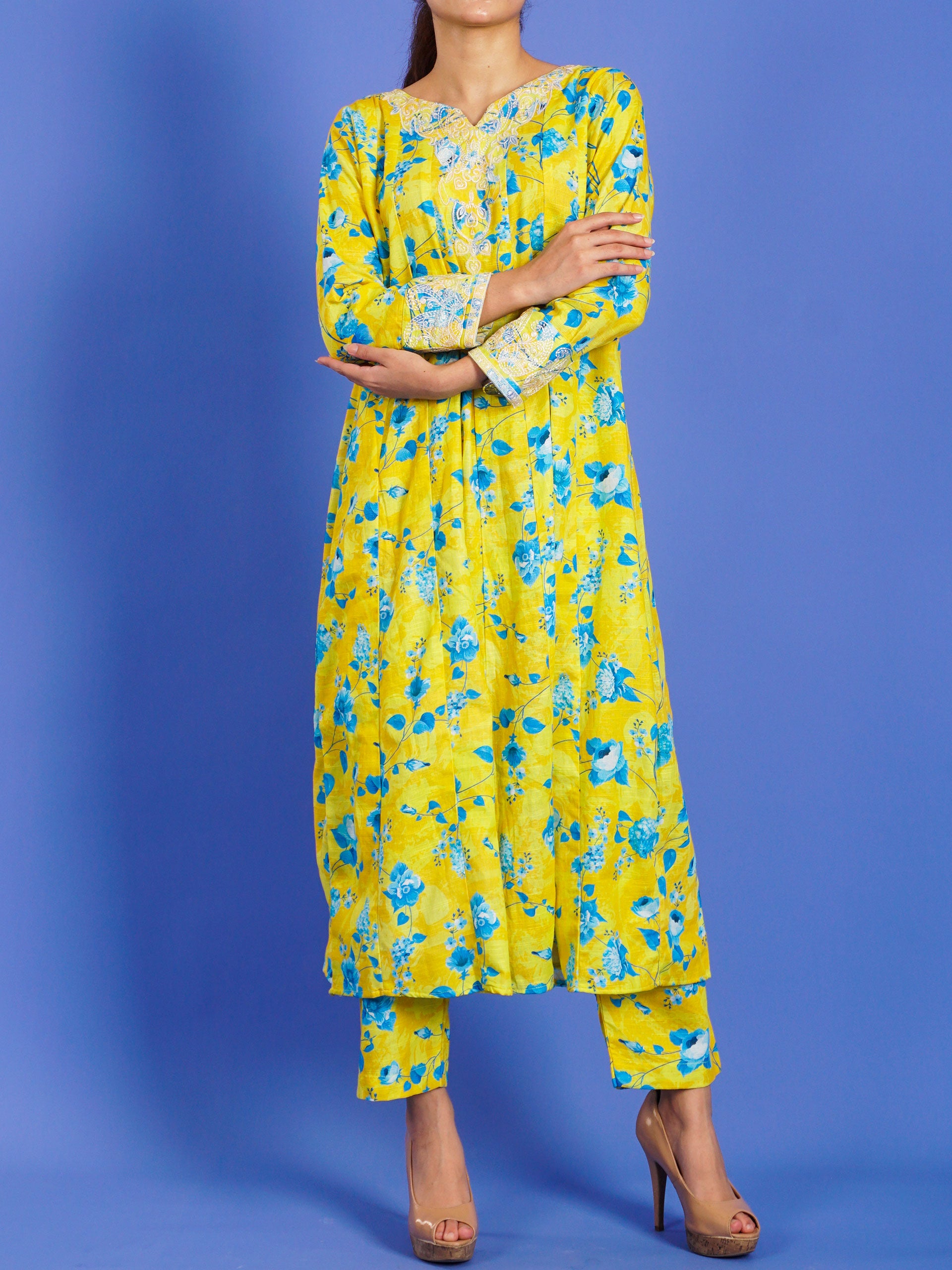 Yellow Khaddar Digital Printed Embroidered 2 pc - 55044