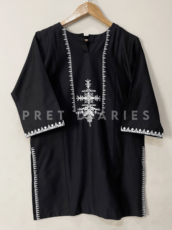Black Embroidered Kurta  - 54227