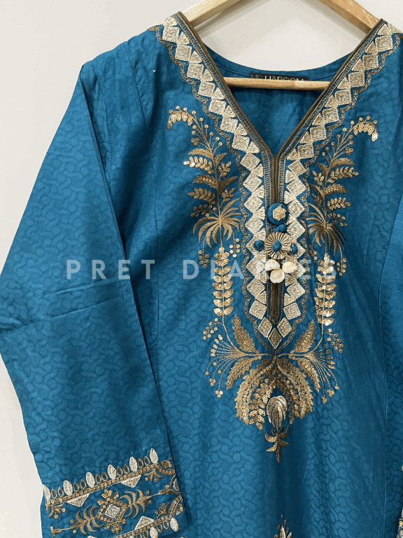 Midnight Blue Embroidered Kurta - 54245