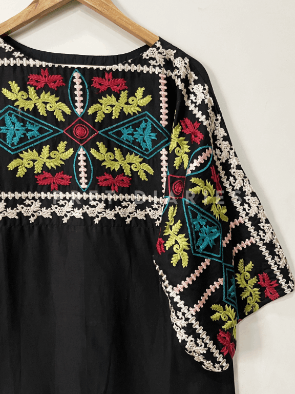 Black Embroidered Kurta  - 54199