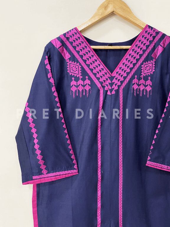 Navy Embroidered Kurta - 54269