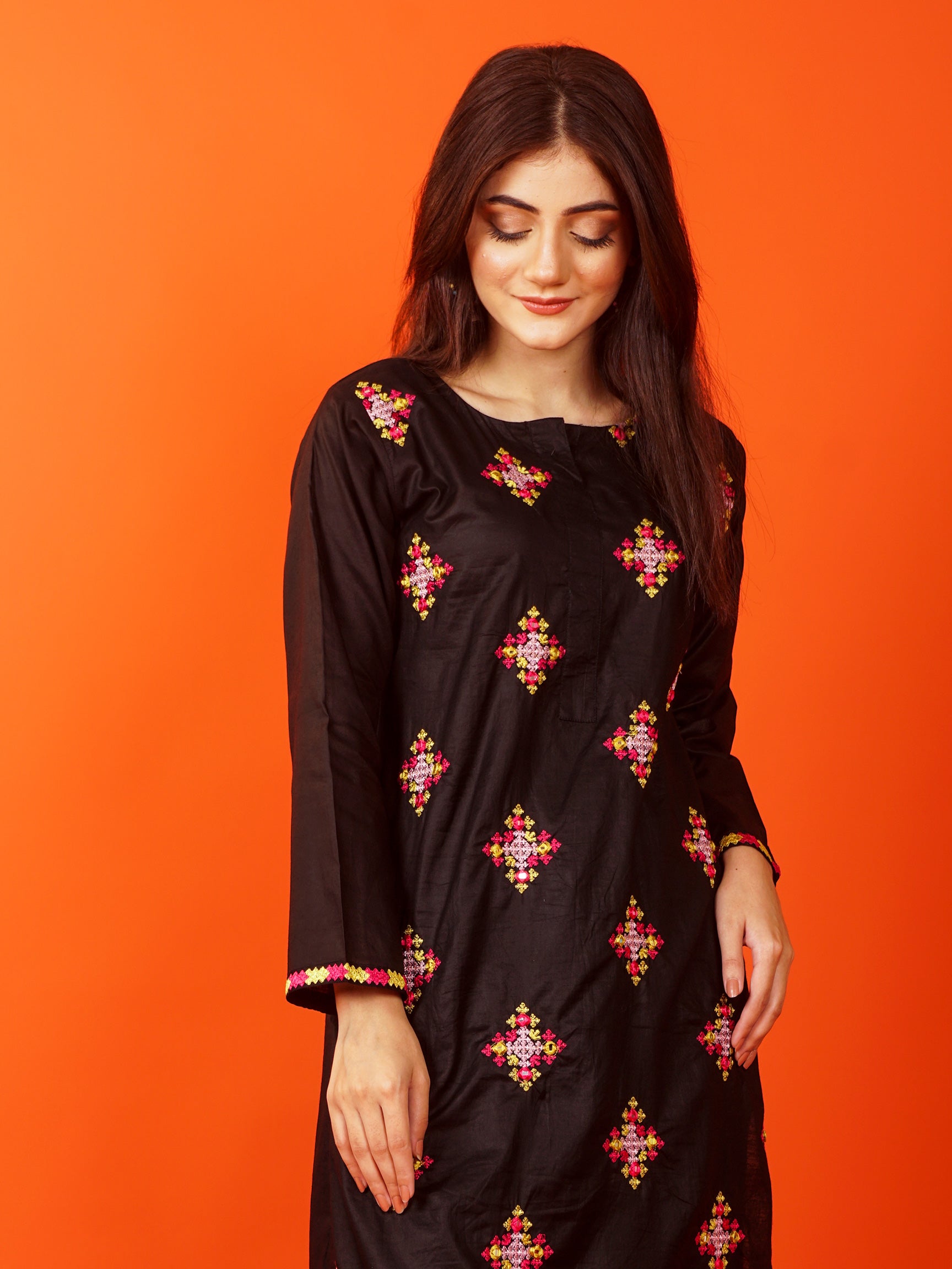Black Embroidered 2 pc - 54834