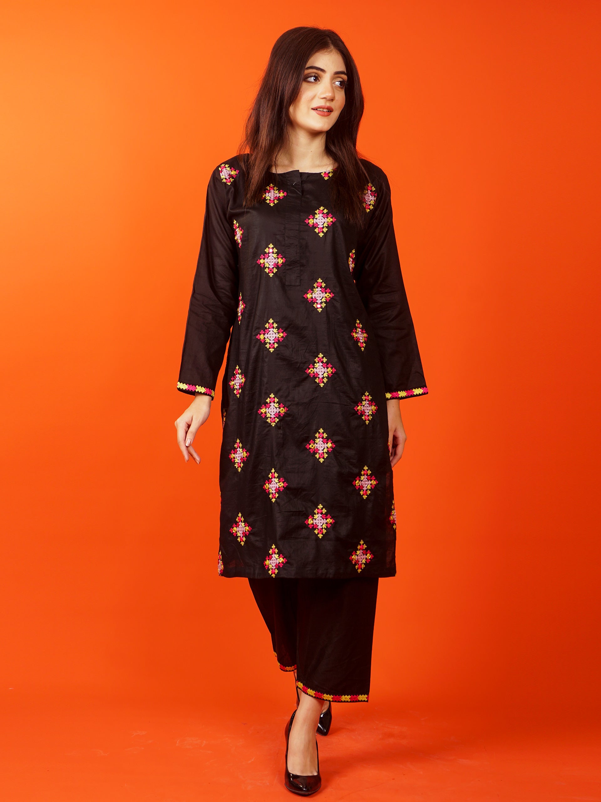 Black Embroidered 2 pc - 54834