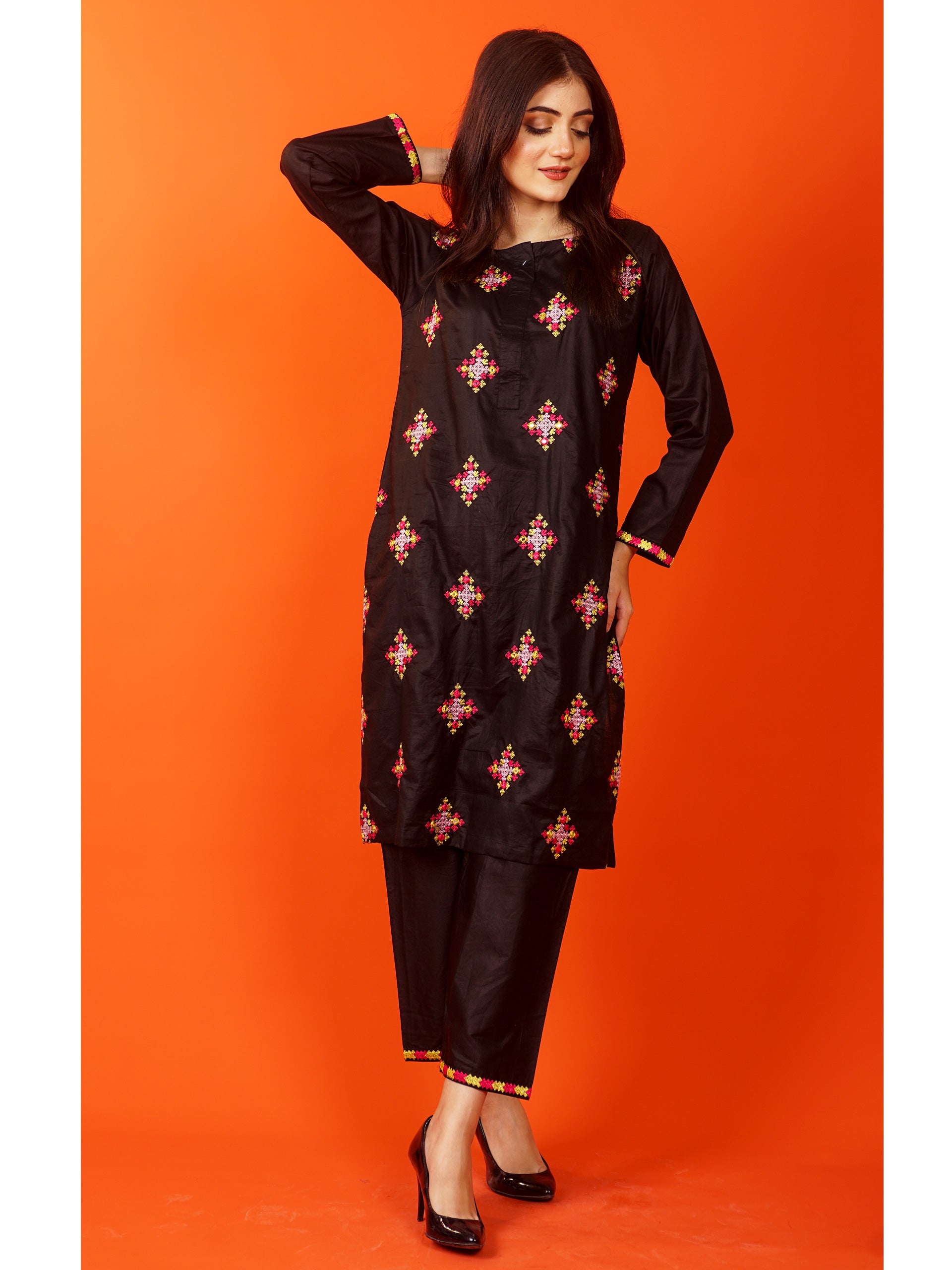 Black Embroidered 2 pc - 54834