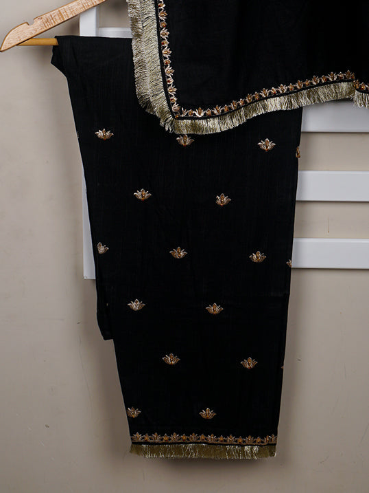Black Khaddar Handwork 2 pc - 54640