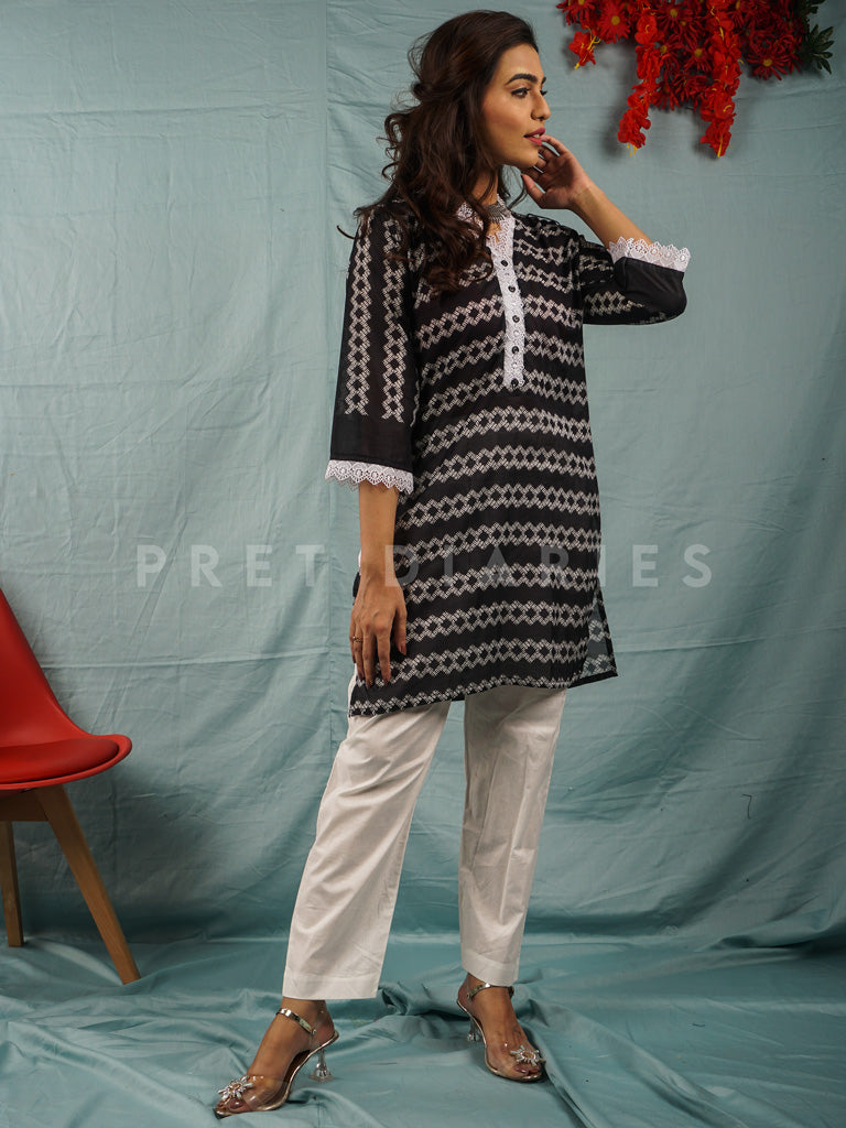 Black Lawn Printed 2 pc - 54607