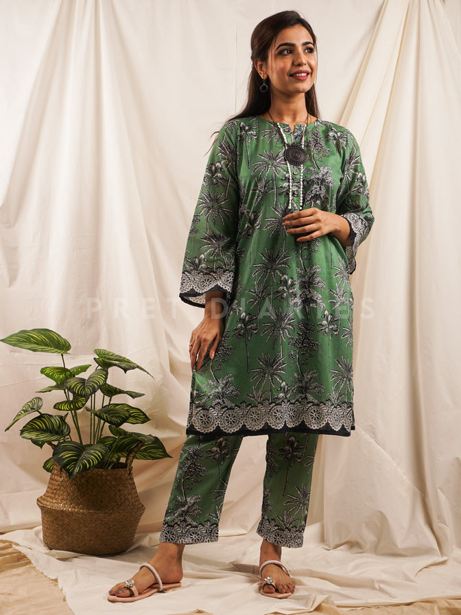 Green Lawn Printed 2 pc - 54536