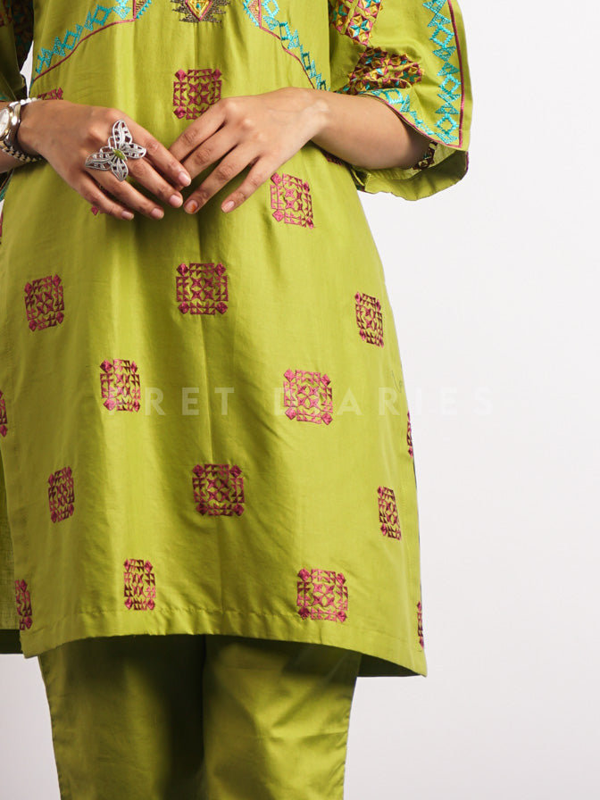 Green Embroidered 2 pc - 54510