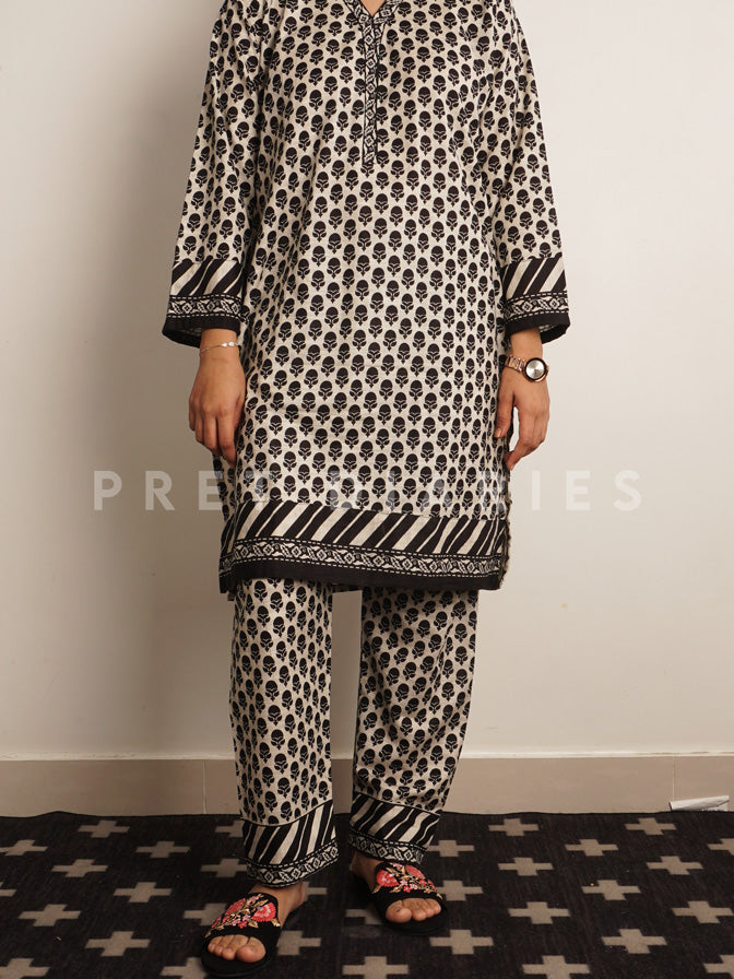 White Khaddar 2 pc - 54458