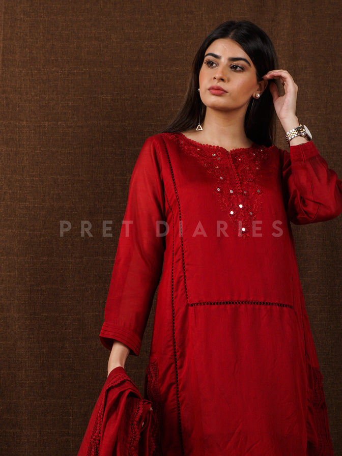 Red Embroidered 3 pc - 54661