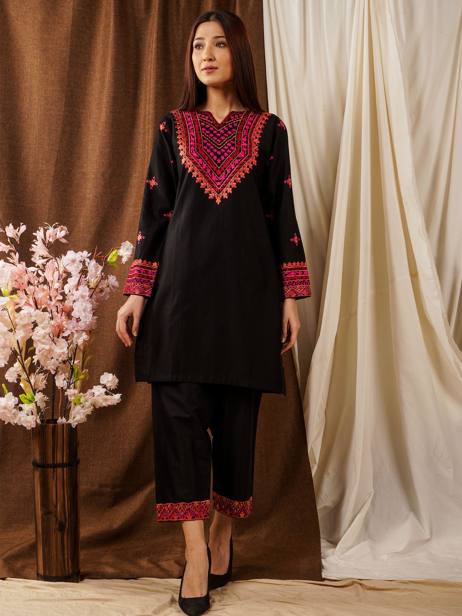 Black Embroidered 2 pc - 54687